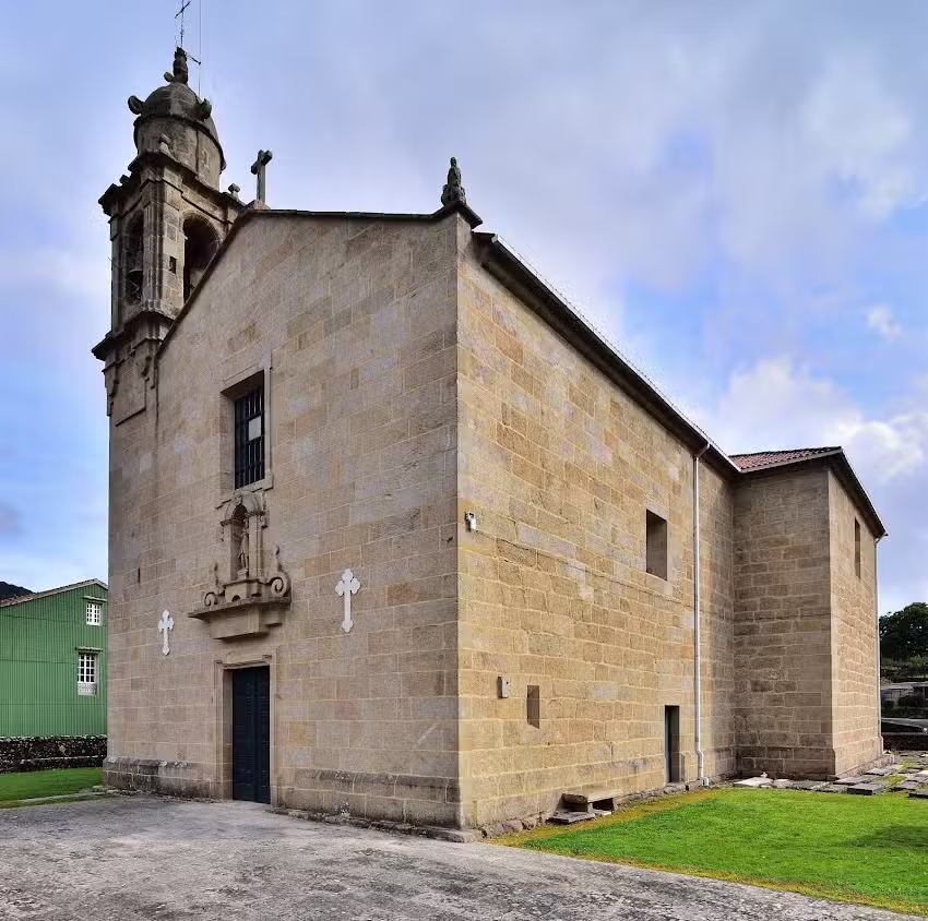 Iglesia de San Juli&aacute;n de Lai&ntilde;o