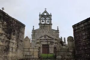 Iglesia de San Juli&aacute;n de Parada de Labiote