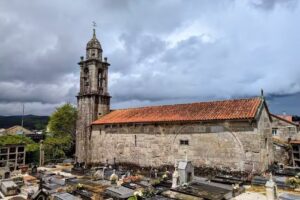 Iglesia de San Juli&aacute;n de Requeixo