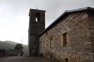 Iglesia de San Lourenzo de Pacios