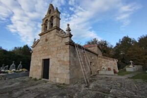 Iglesia de San Mamede de &Aacute;lbos