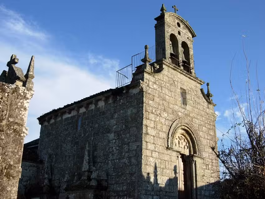 Iglesia de San Mart&iacute;n de Cornoces