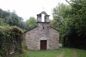 Iglesia de San Mart&iacute;n de Cruzul