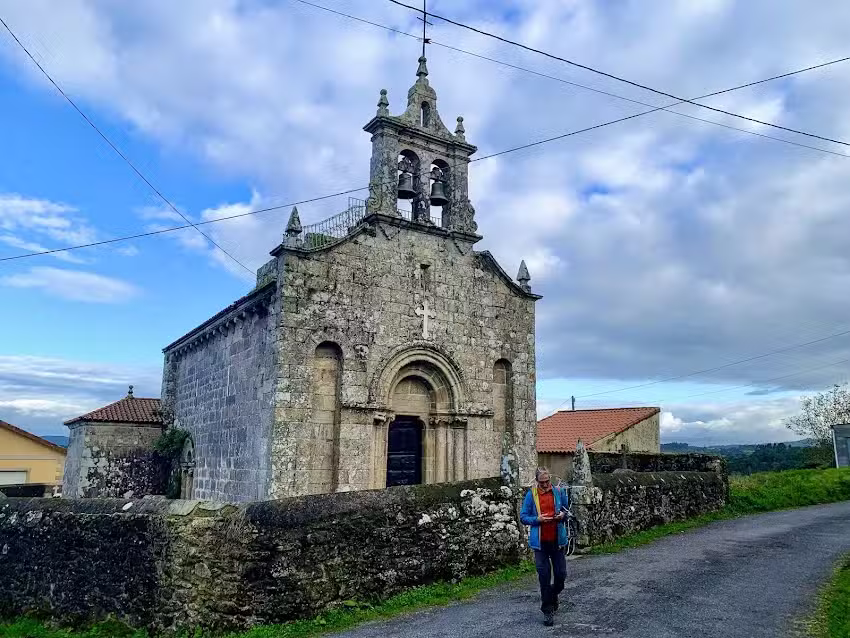 Iglesia de San Mart&iacute;n de Dornelas