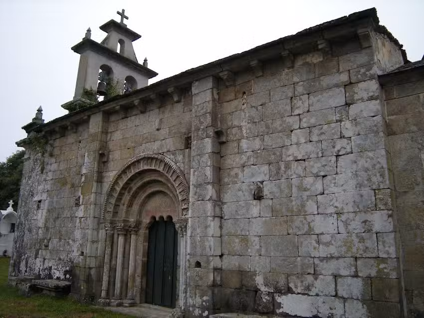 Iglesia de San Mart&iacute;n de Ferreira de Negral