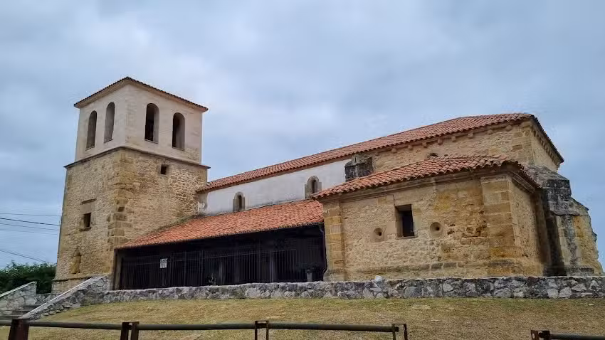 Iglesia de San Mart&iacute;n de Mogro