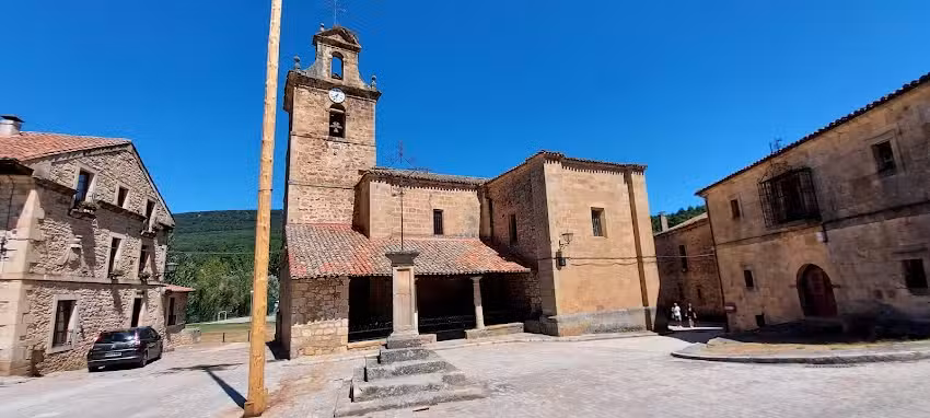 Iglesia de San Mart&iacute;n de Tours