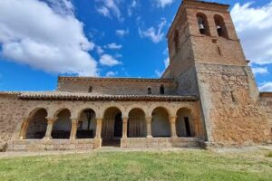 Iglesia de San Mart&iacute;n de Tours