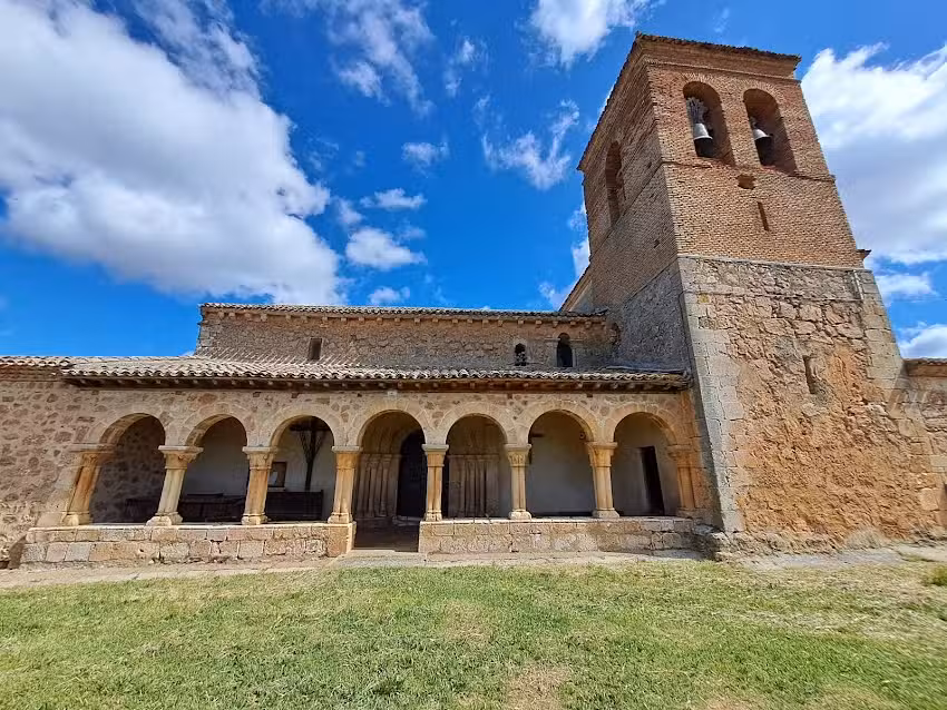 Iglesia de San Mart&iacute;n de Tours