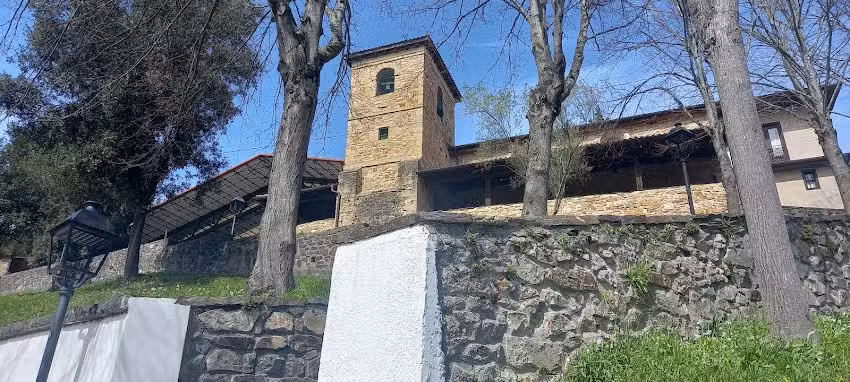 Iglesia de San Mart&iacute;n Obispo (Zollo)
