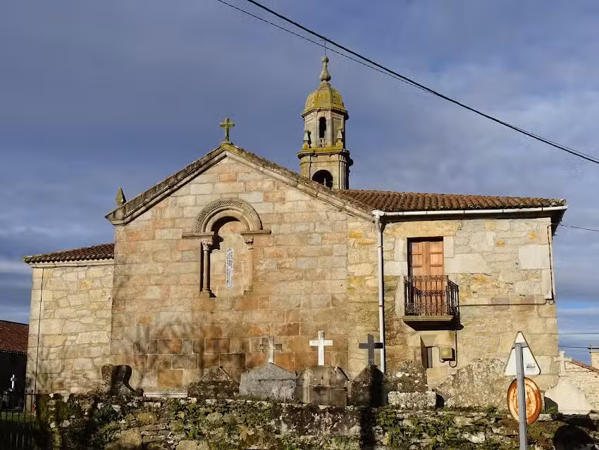 Iglesia de San Marti&ntilde;o de Negreiros