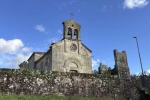 Iglesia de San Marti&ntilde;o de O Lago