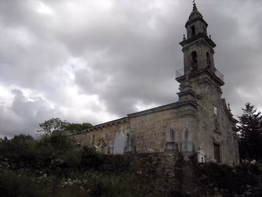 Iglesia de San Marti&ntilde;o de Porqueira