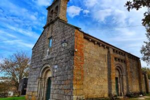 Iglesia de San Marti&ntilde;o de Tiobre