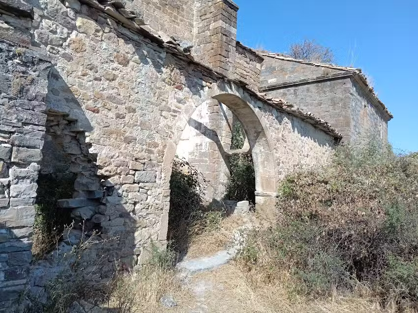 Iglesia de San Miguel Arc&aacute;ngel. Mal estado.