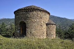 Iglesia de San Miguel de Lillet