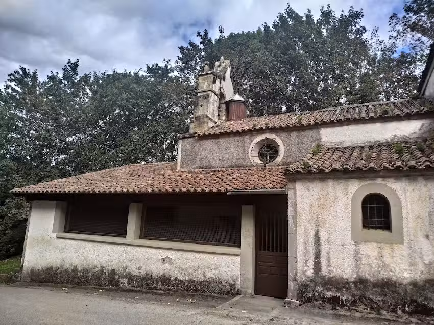 Iglesia de San Miguel de Ucio
