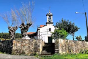 Iglesia de San Miguel de Vilela
