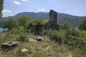 Iglesia de San Miguel o de San Pedro Ap&oacute;stol