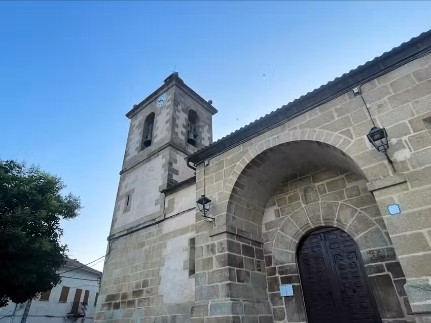 Iglesia de San Pedro Adv&iacute;ncula