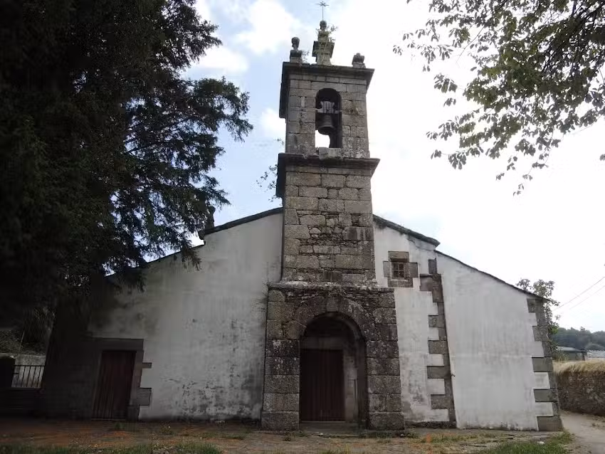 Iglesia de San Pedro da Esperela