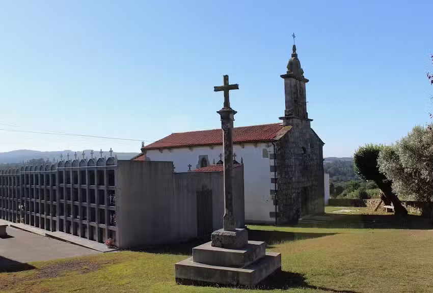 Iglesia de San Pedro da Mella