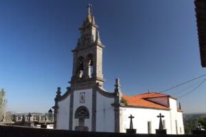 Iglesia de San Pedro de Crendes
