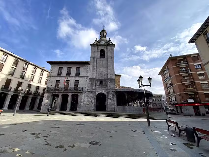 Iglesia de San Pedro de Lamuza