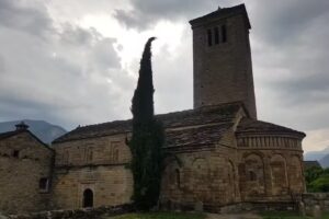Iglesia de San Pedro de Lárrede (ruta de las Iglesias del Serrablo)