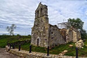 Iglesia de San Pedro de Otero