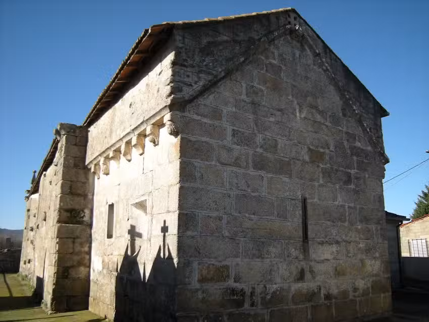 Iglesia de San Pedro de Queiz&aacute;s