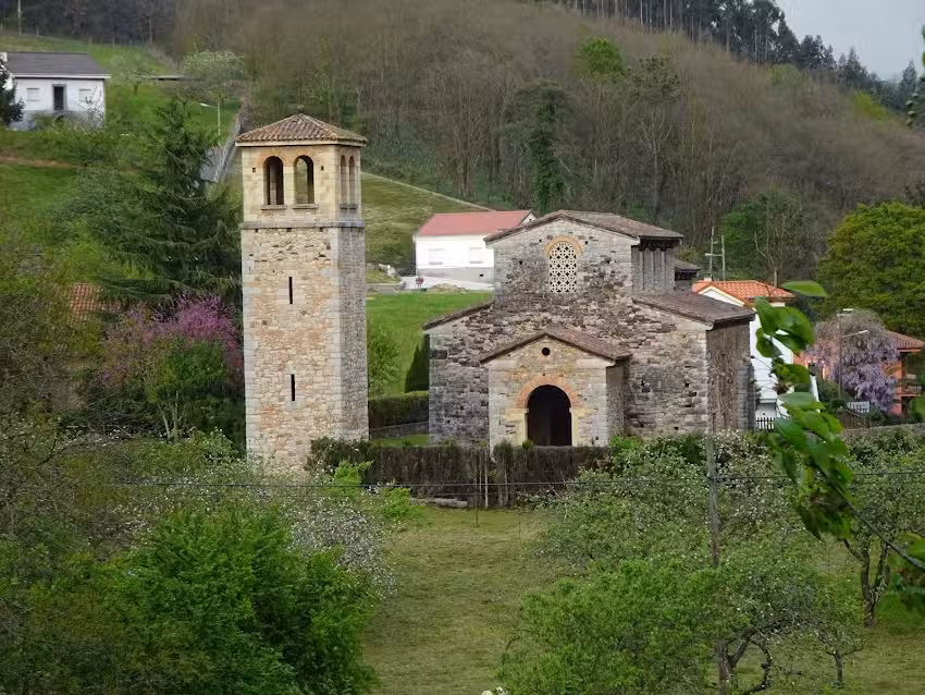 Iglesia de San Pedro del Nora