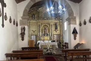 Iglesia de San Salvador de Limi&ntilde;&oacute;n