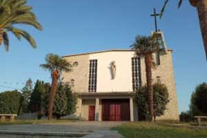 Iglesia de San Salvador de Mani&ntilde;os (Nova)