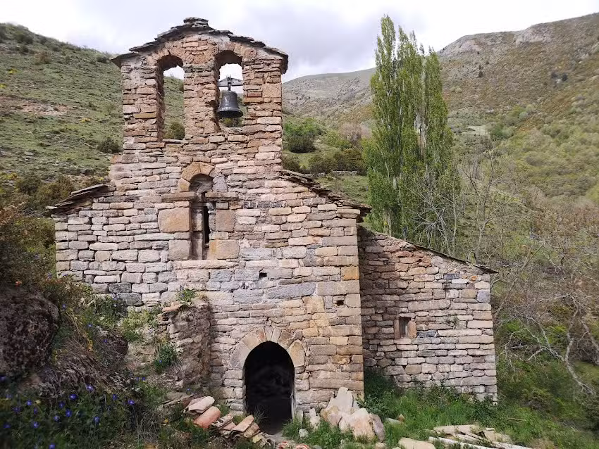 Iglesia de San Saturnino de Esperan
