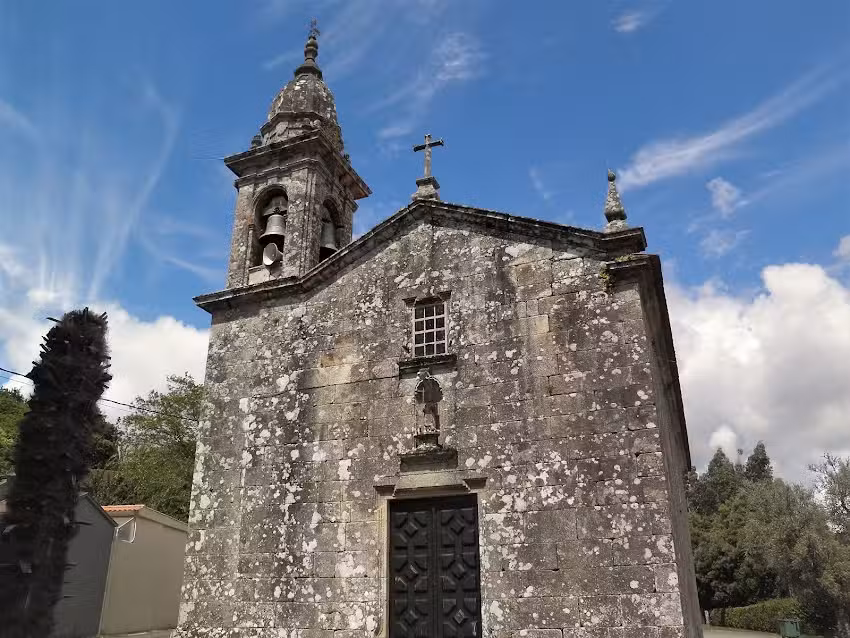 Iglesia de San Vicente de Cerponz&oacute;ns
