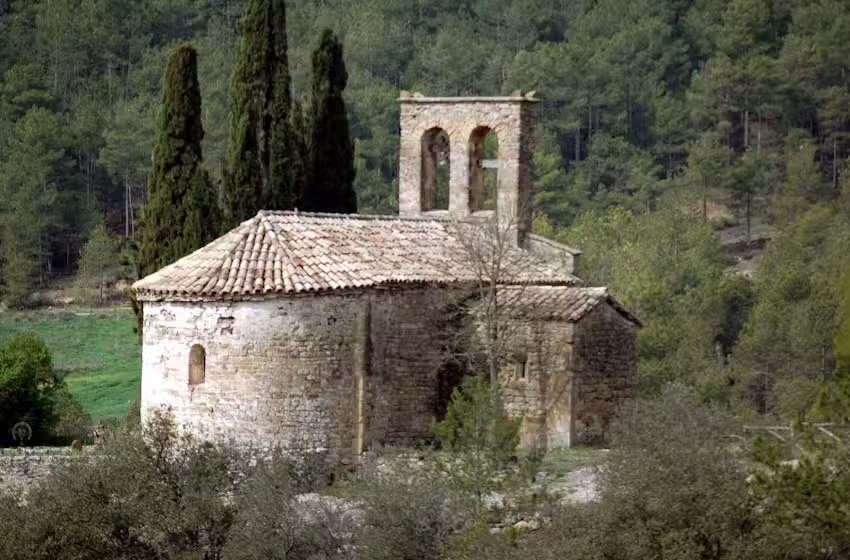 Iglesia de Sant Sadurni (o Sant Serni) de la Salsa