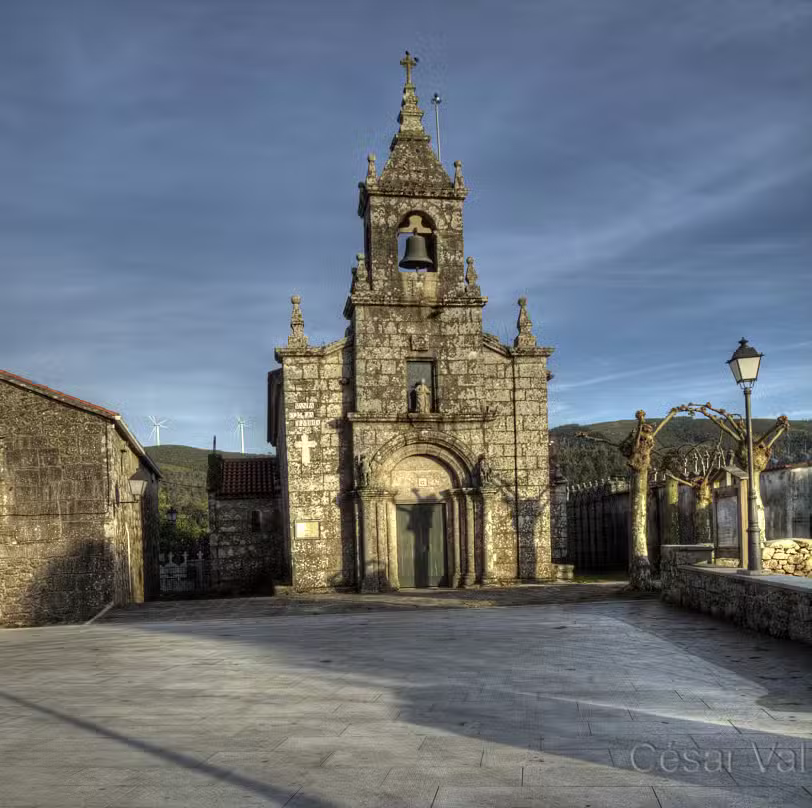 Iglesia de Santa Baia de Dumbr&iacute;a