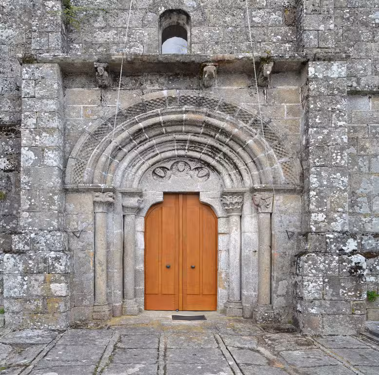 Iglesia de Santa Comba de Trevoedo