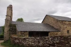 Iglesia de Santa Comba de Vilap&uacute;n