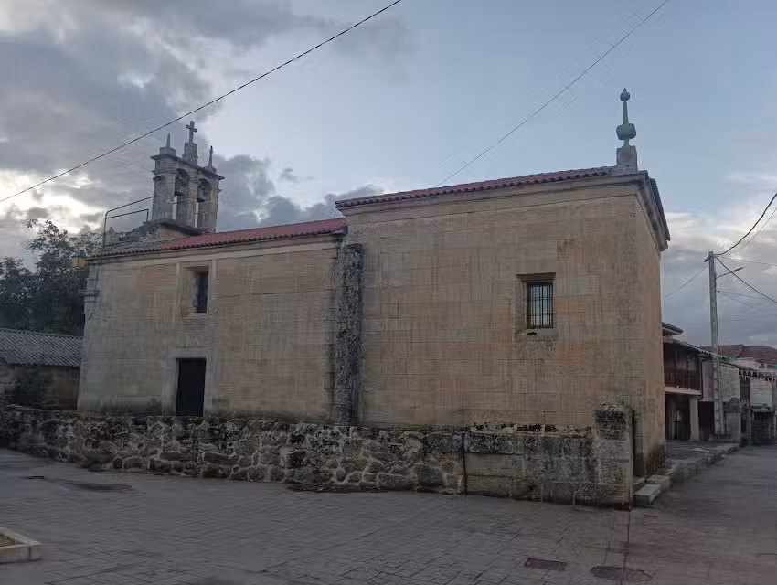 Iglesia de Santa Cristina de Tintores