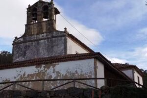 Iglesia de Santa Cruz de Llanera