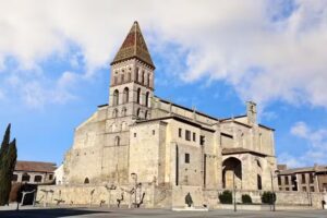 Iglesia de Santa Eulalia (Museo Territorial Campos del Renacimiento)