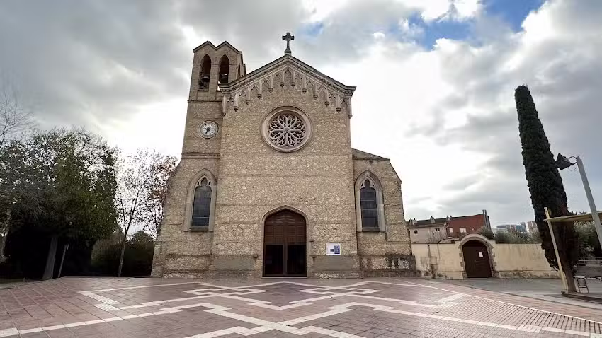 Iglesia de Santa Margarida y los Monjes