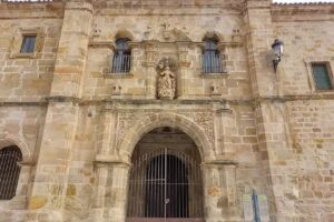 Iglesia de Santa Mar&iacute;a