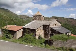 Iglesia de Santa Maria d&rsquo;Avellanos