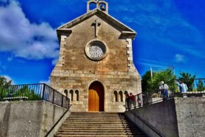 Iglesia de Santa Mar&iacute;a da Veiga