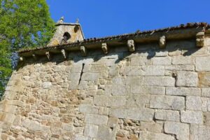 Iglesia de Santa Mar&iacute;a de Abades