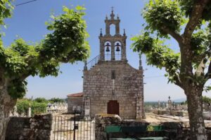 Iglesia de Santa Mar&iacute;a de Amoeiro