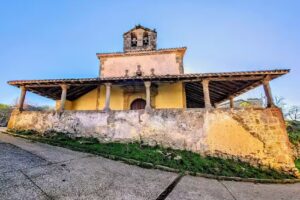Iglesia de Santa Mar&iacute;a de Arbazal